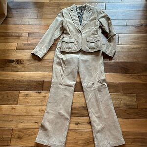 Vtg Y2K Dalia suede leather 2 piece suit.